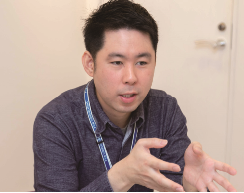 株式会社ファンコミュニケーションズ　管理部財務経理課  三村氏